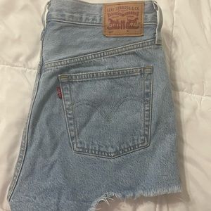 Levi’s 501 shorts